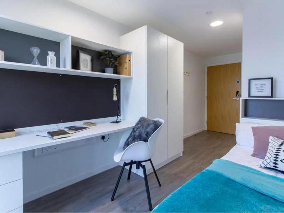 Vibrant Ensuite Rooms, Bournemouth - Sk Ngoại thất bức ảnh