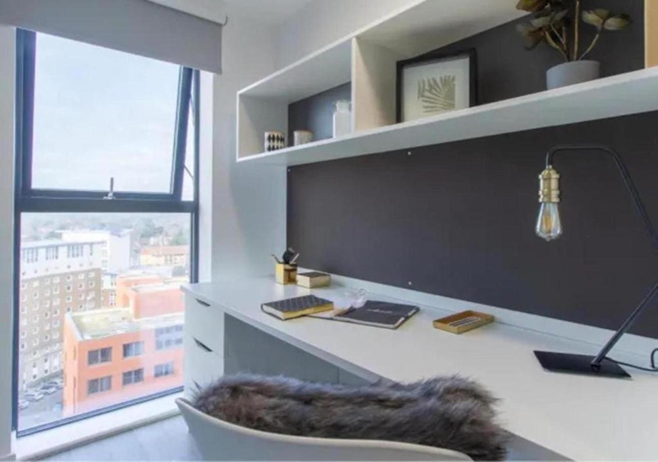 Vibrant Ensuite Rooms, Bournemouth - Sk Ngoại thất bức ảnh